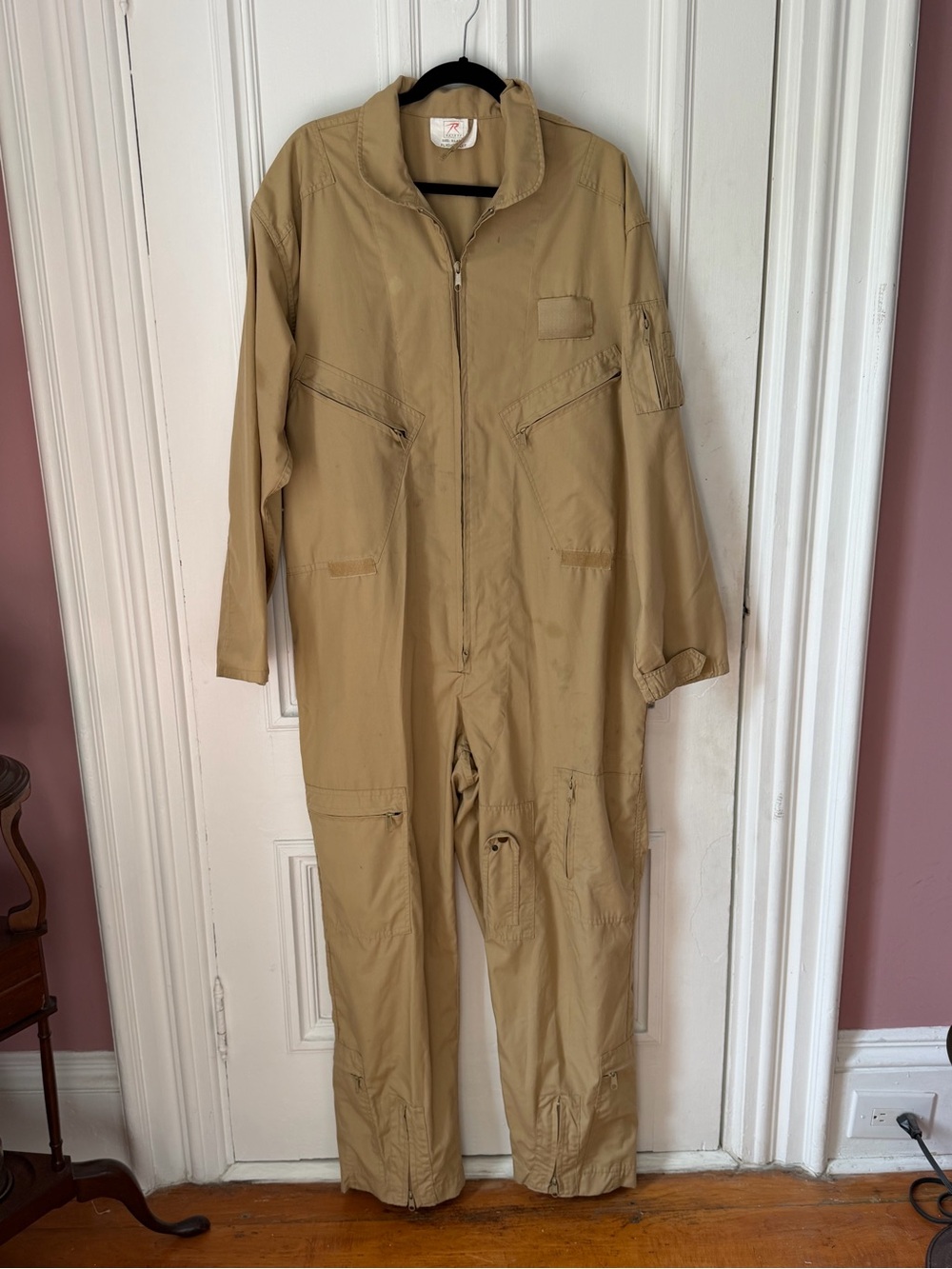 Men’s Rothco XLarge Khaki Flight Suit Zip Front Multi Pocket Long Sleeve